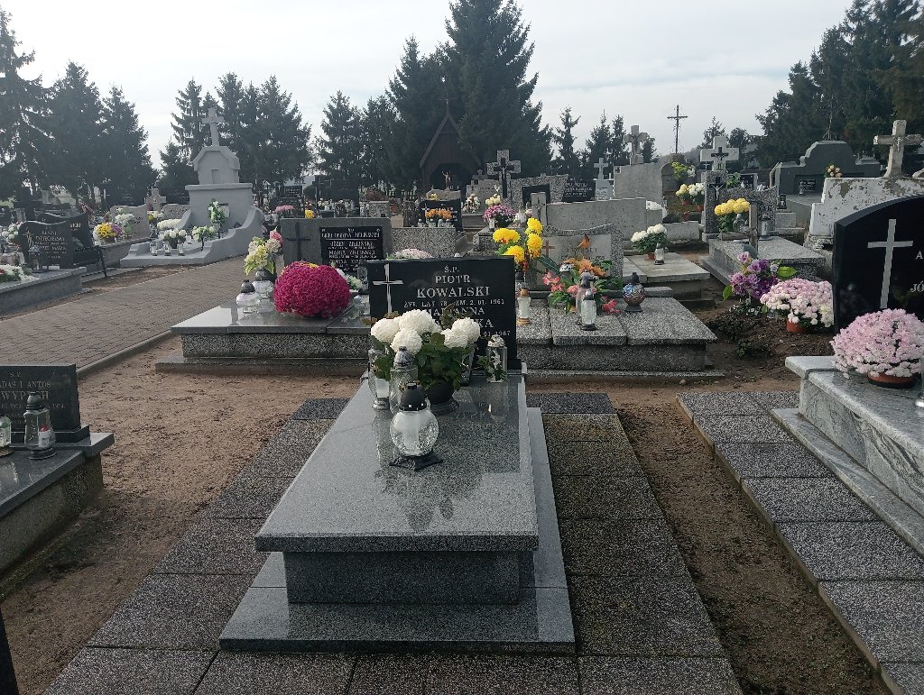 Grób Marianna Kowalska