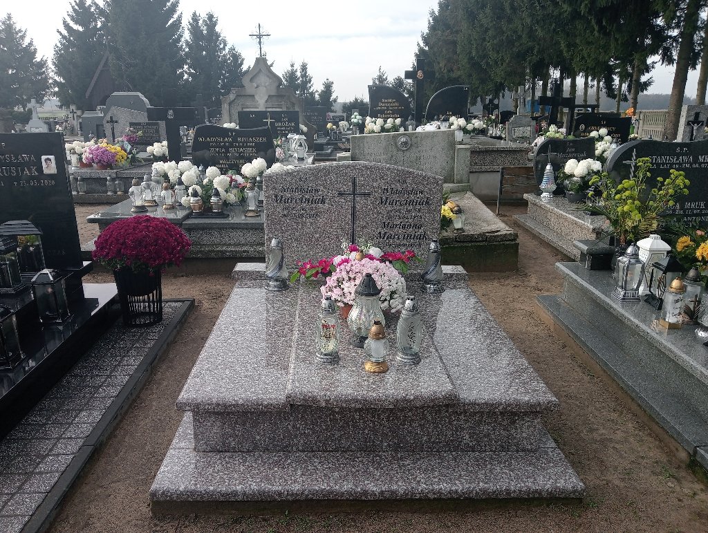 Grób Władysław Marciniak